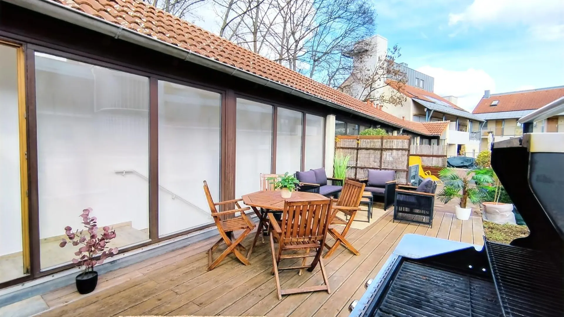 شقة Design-Apartment Fuer Bis Zu 4 Im 1 Og, Modern, Dachterrasse, Grill, Ruhige Lage, Disney Plus, Wii, Lan Und Wlan نورنبيرغ