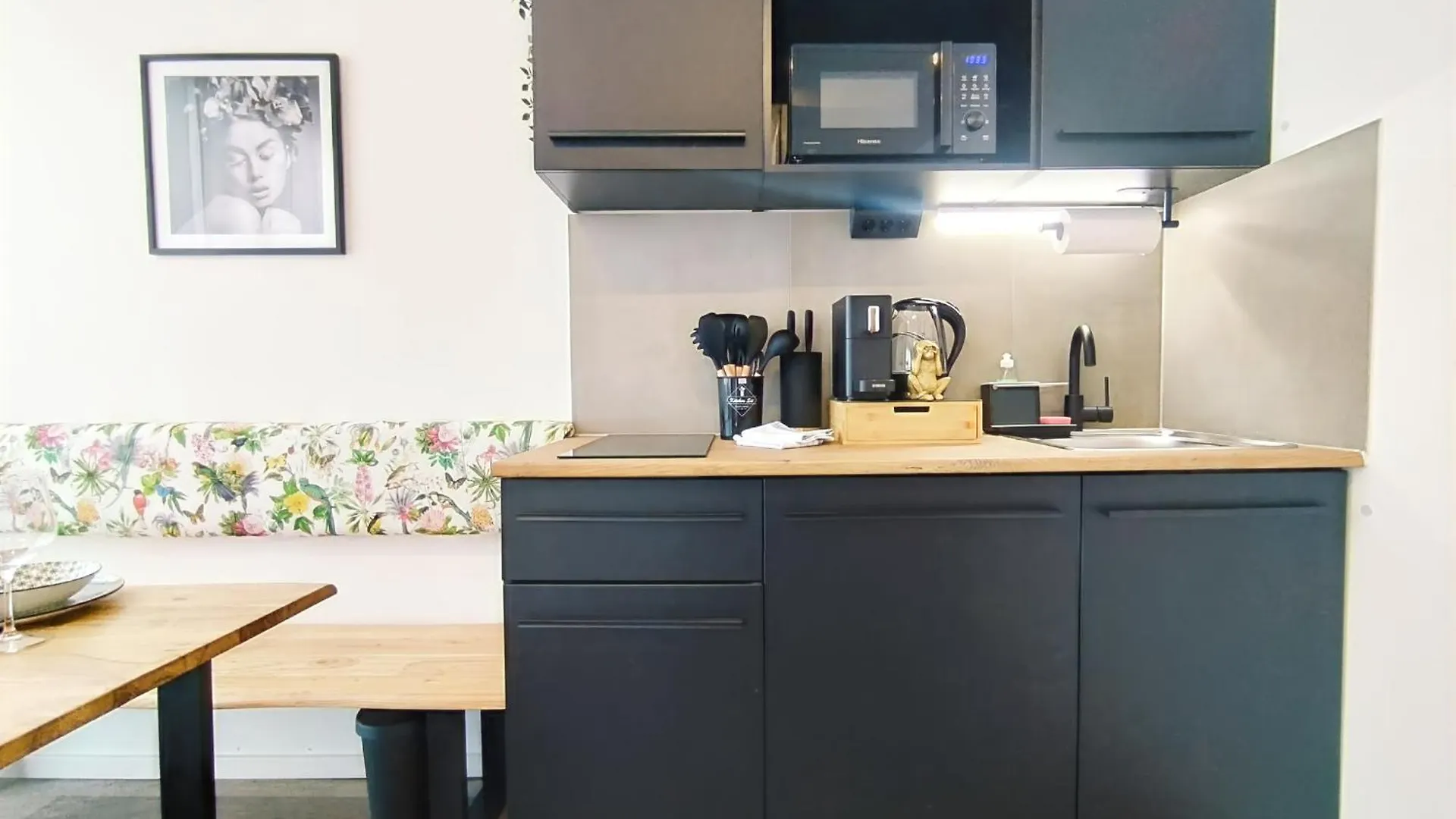 Design-Apartment Fuer Bis Zu 4 Im 1 Og, Modern, Dachterrasse, Grill, Ruhige Lage, Disney Plus, Wii, Lan Und Wlan نورنبيرغ ألمانيا